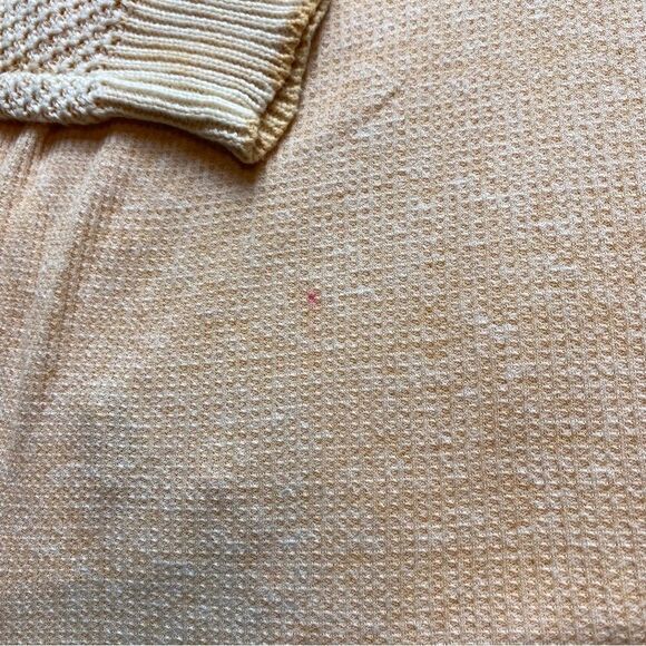 We The Free Peach Color Mixed Knit and Waffle fabric High Low Hem Sweater Size S - Picture 7 of 10